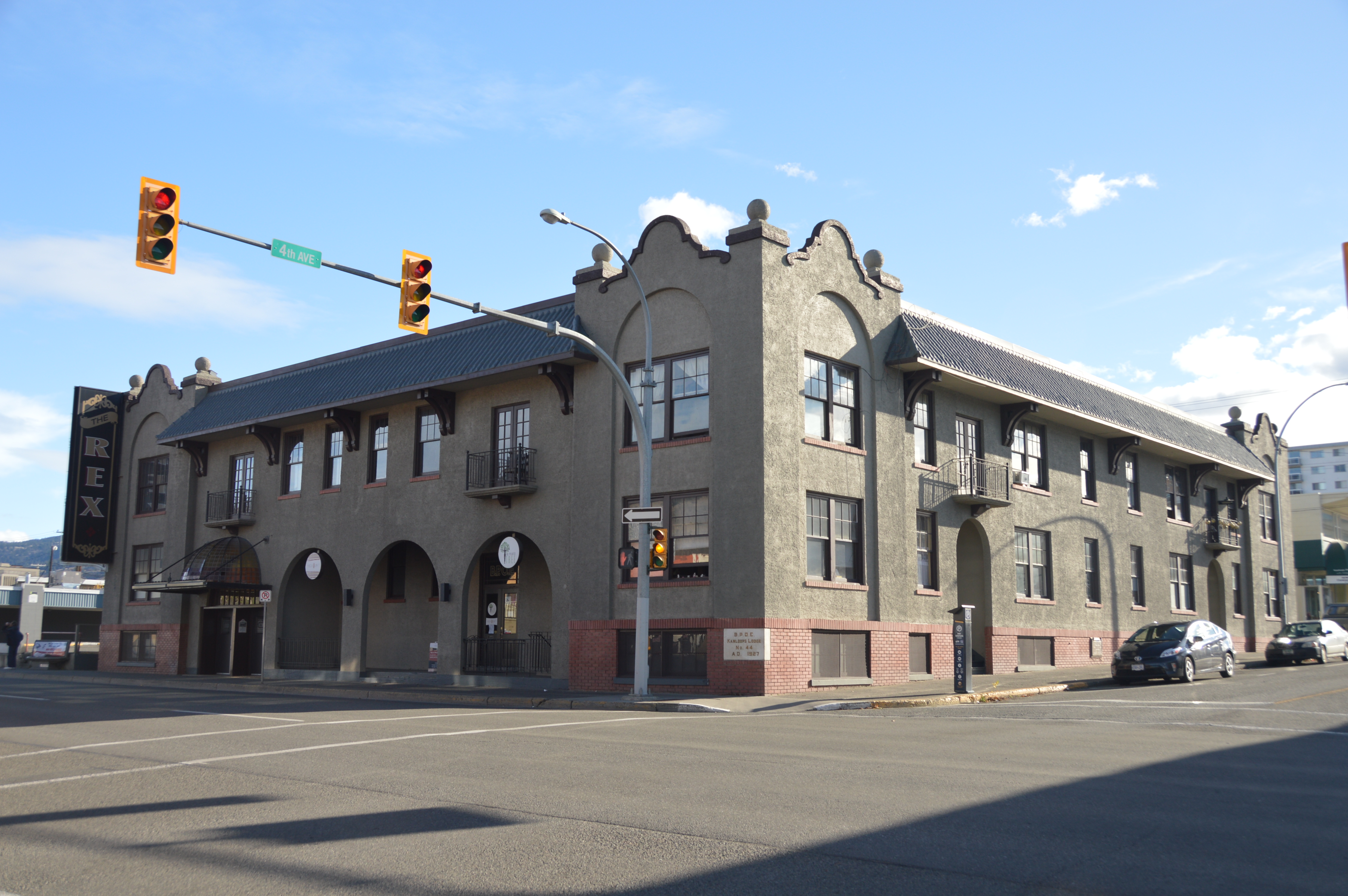 409 SEYMOUR ST.jpg
